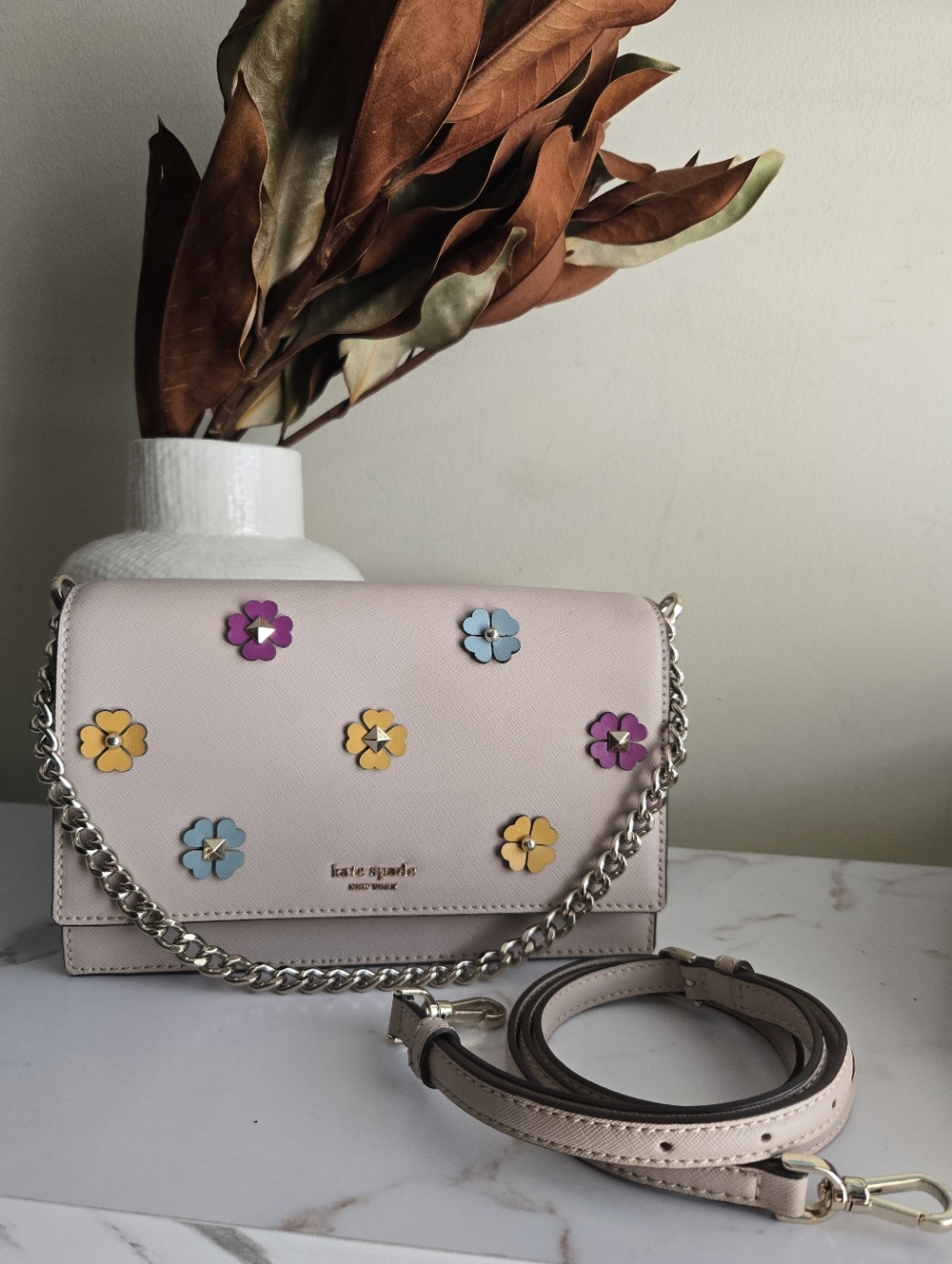 🌸EUC Kate Spade Cameron Flower Studded Appliqué Convertible Bag🌸